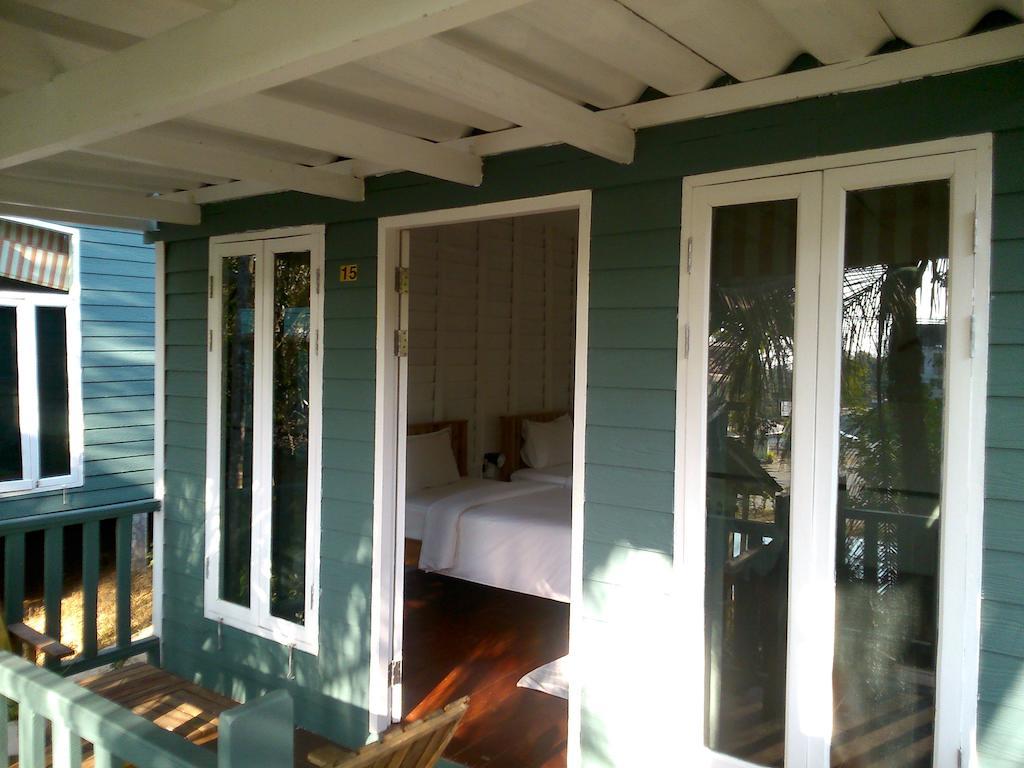Sunshine Inn Resort 카오락 객실 사진