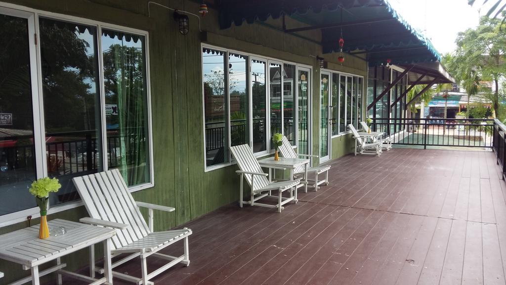 Sunshine Inn Resort 카오락 외부 사진