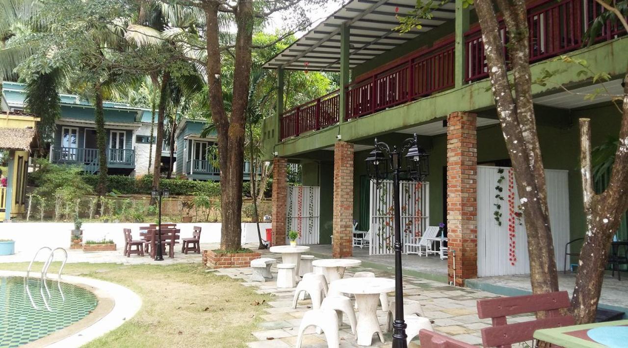 Sunshine Inn Resort 카오락 외부 사진